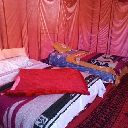 Bivouac Cote-Iriki Hotell Foum Zguid Exteriör bild