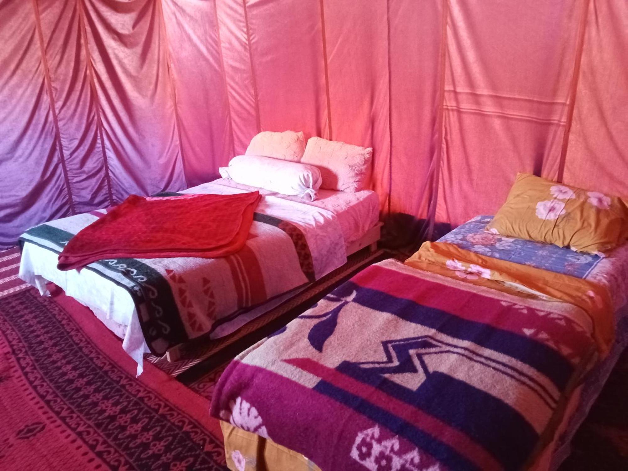 Bivouac Cote-Iriki Hotell Foum Zguid Exteriör bild