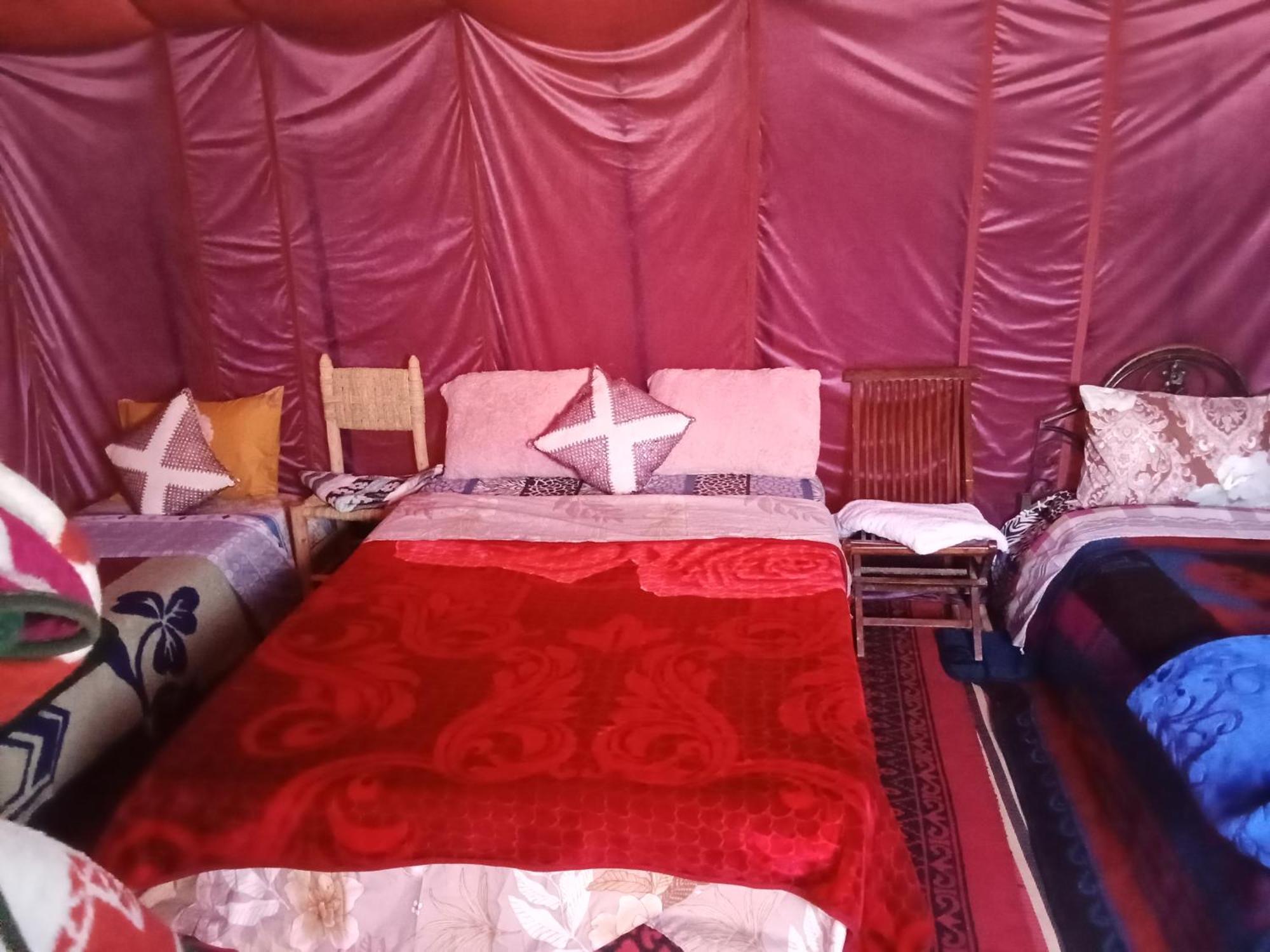 Bivouac Cote-Iriki Hotell Foum Zguid Exteriör bild